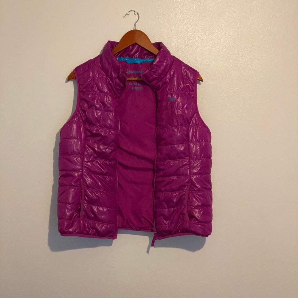 Magenta vest